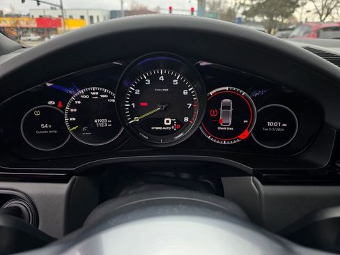 Used 2022 Porsche Cayenne E-Hybrid image 67