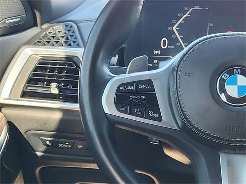 Used 2024 BMW X6 xDrive40i w/ Premium Package image 28
