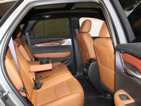 Certified 2023 Cadillac XT5 Premium Luxury w/ Technology Package image 13