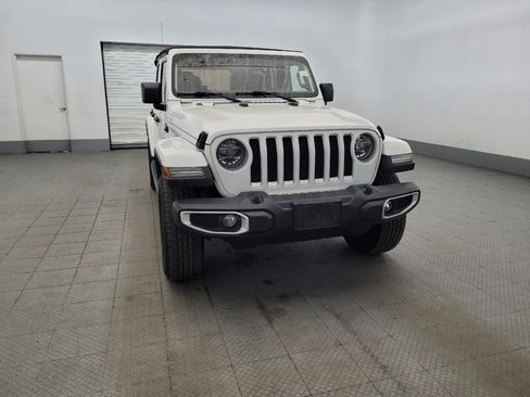 Used 2020 Jeep Wrangler Unlimited Sahara AWD/4WD image 14