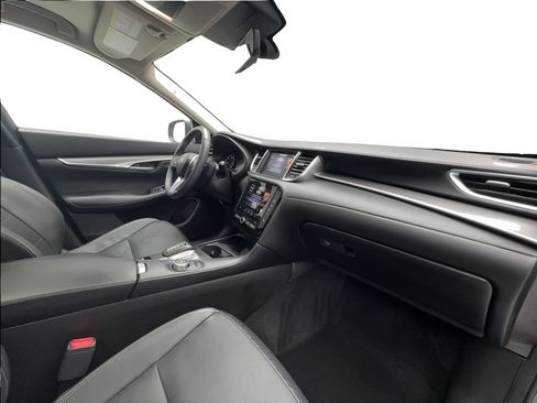 Used 2023 INFINITI QX50 Luxe FWD image 32