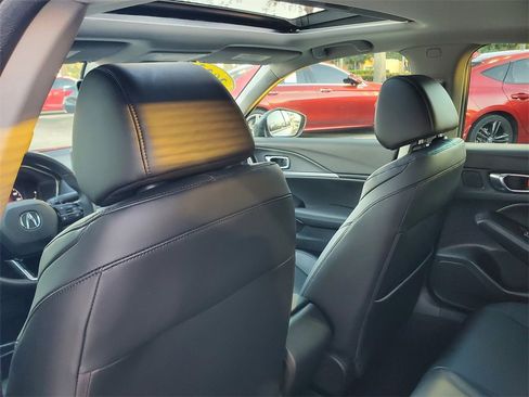 Used 2023 Acura Integra image 10