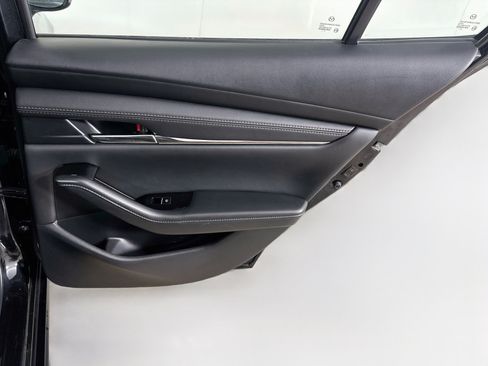 Used 2025 MAZDA MAZDA3 s FWD image 30