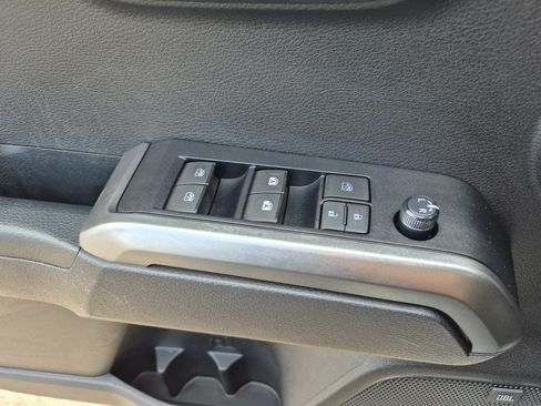 Used 2021 Toyota Tacoma Limited w/ Nightshade Package AWD/4WD image 13