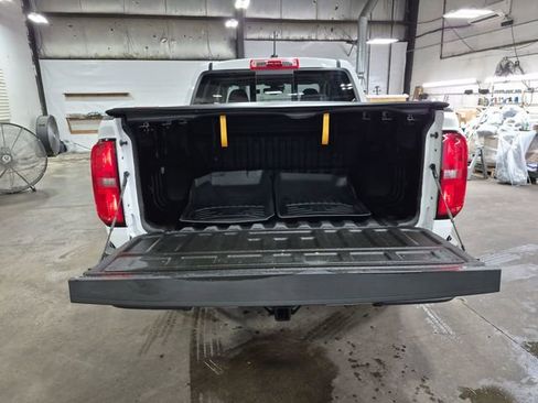 Used 2021 Chevrolet Colorado Z71 w/ Safety Package AWD/4WD image 24