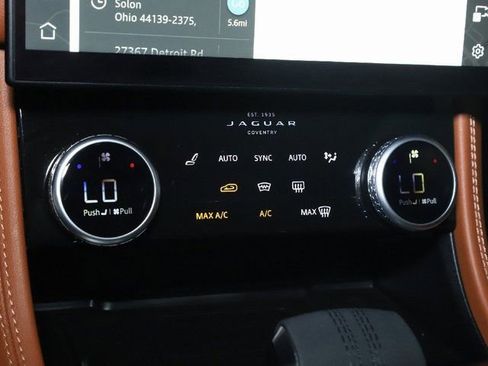 Used 2023 Jaguar F-PACE R-Dynamic S AWD/4WD image 26
