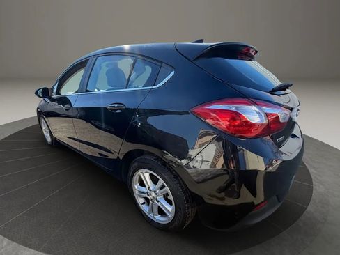 Used 2017 Chevrolet Cruze LT w/ Convenience Package image 7