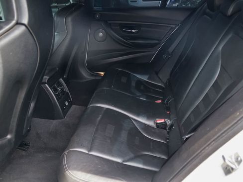 Used 2016 BMW M3 RWD image 16