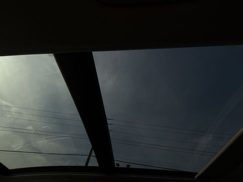 Certified 2023 Hyundai Santa Fe SEL Premium image 24