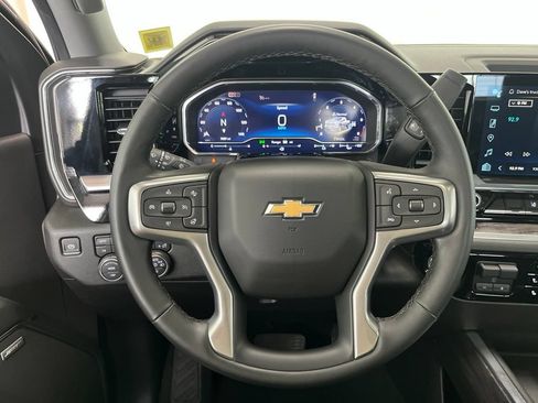 Used 2024 Chevrolet Silverado 2500 LTZ w/ LTZ Plus Package AWD/4WD image 6