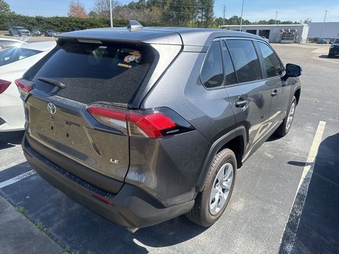 Used 2025 Toyota RAV4 LE image 10