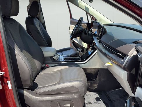 Used 2024 Kia Carnival SX Prestige FWD image 15