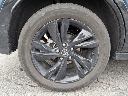 Used 2024 Buick Encore GX Sport Touring image 8
