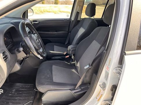 Used 2015 Jeep Compass Sport w/ Power Value Group image 22