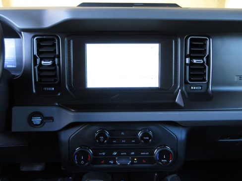 Certified 2022 Ford Bronco Big Bend AWD/4WD image 18