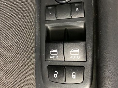 Used 2021 Dodge Challenger R/T Scat Pack image 17