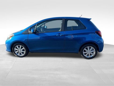 Used 2016 Toyota Yaris LE image 2