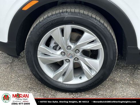 Used 2024 Buick Encore GX Preferred AWD/4WD image 9