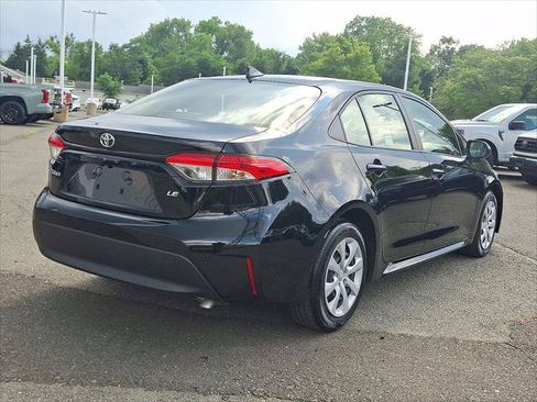 Used 2026 Toyota Corolla LE FWD image 26