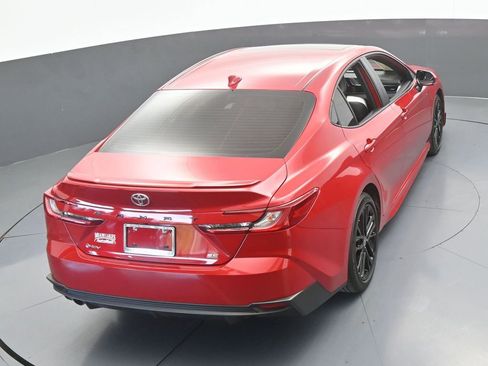 Used 2025 Toyota Camry SE w/ Multimedia Upgrade Package image 48