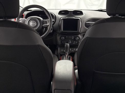 Used 2021 Jeep Renegade Trailhawk image 33