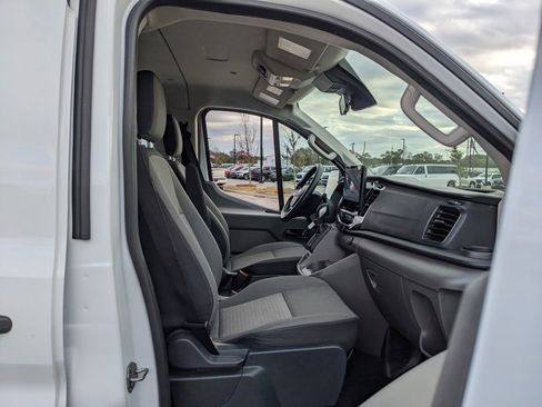 Used 2023 Ford Transit 350 XLT image 36