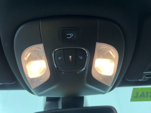 New 2025 Jeep Compass Latitude w/ Convenience Group image 27