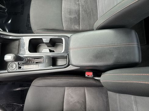Used 2025 Nissan Sentra SR w/ Midnight Edition FWD image 34