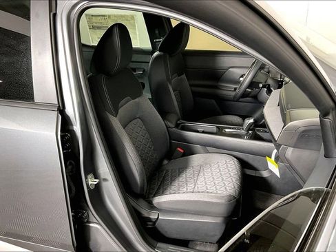 Certified 2025 Nissan Kicks SV image 10