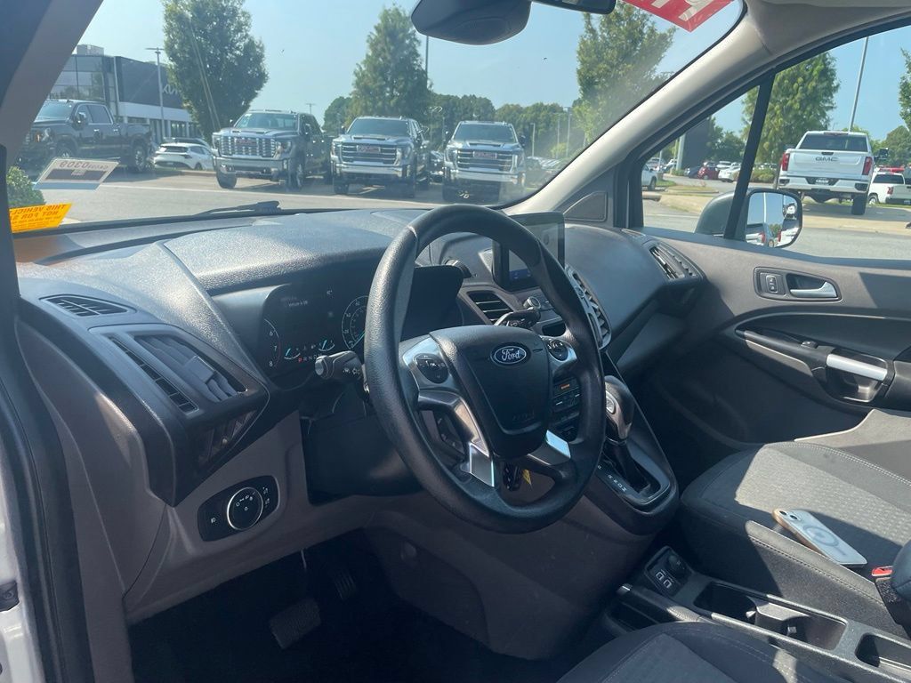 Used 2022 Ford Transit Connect XLT FWD image 11
