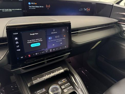 New 2026 Lincoln Nautilus Premier w/ Equipment Group 102A image 30