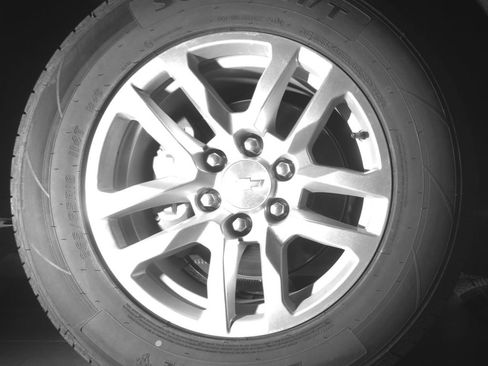Used 2024 Chevrolet Suburban LT AWD/4WD image 14