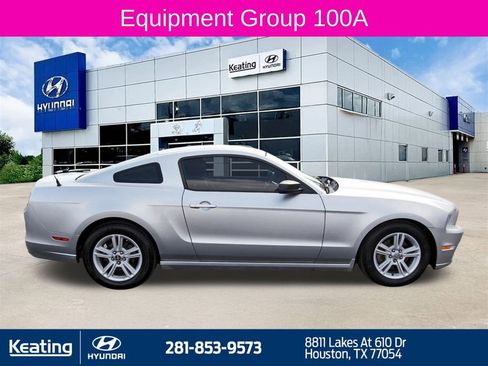Used 2014 Ford Mustang Coupe image 4