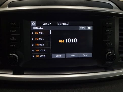 Used 2020 Kia Sorento S AWD/4WD image 25