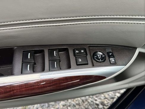 Used 2016 Acura TLX w/ Technology Package image 12
