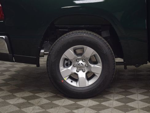 New 2026 RAM 1500 Big Horn AWD/4WD image 9