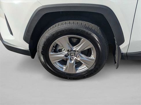 Used 2024 Toyota RAV4 XLE image 21
