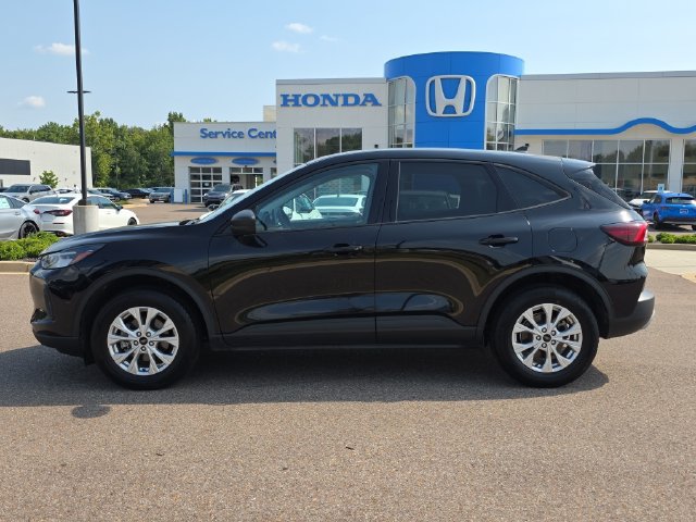 Used 2025 Ford Escape Active AWD/4WD image 6
