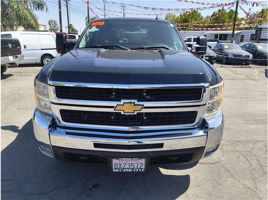 Used 2010 Chevrolet Silverado 2500 LT w/ Interior Plus Package AWD/4WD image 19