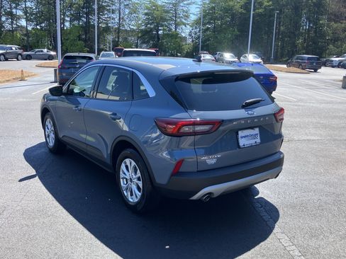 Used 2024 Ford Escape Active FWD image 8