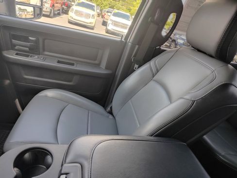 Used 2023 RAM 3500 Tradesman w/ Chrome Appearance Group image 11