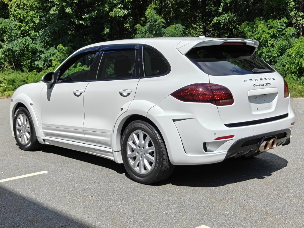 Used 2013 Porsche Cayenne GTS AWD/4WD image 5