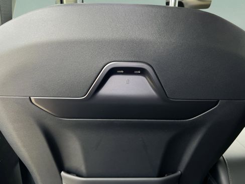 New 2026 Lincoln Nautilus Premier AWD/4WD image 26