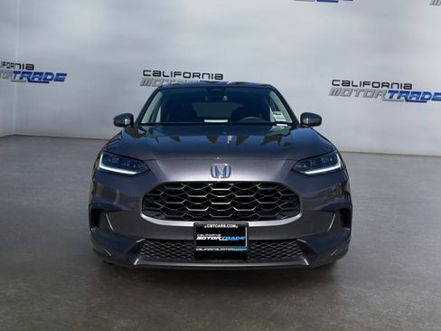 Used 2025 Honda HR-V LX image 2