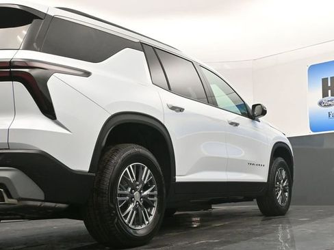 New 2026 Chevrolet Traverse LT image 22