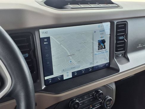 Used 2024 Ford Bronco Wildtrak AWD/4WD image 5