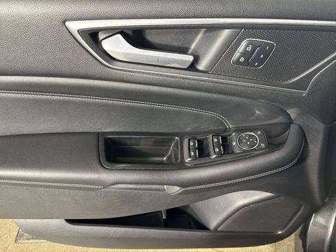 Used 2015 Ford Edge Titanium w/ Equipment Group 301A image 20