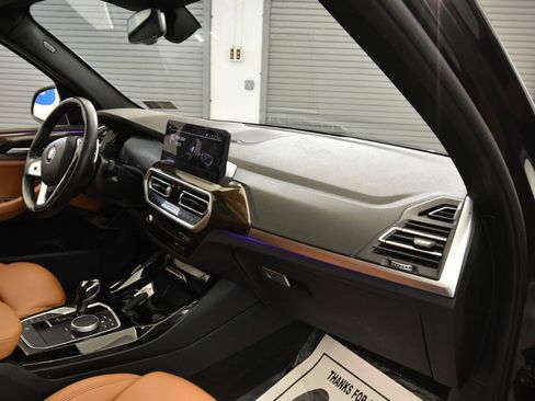 Used 2022 BMW X3 xDrive30i AWD/4WD image 16
