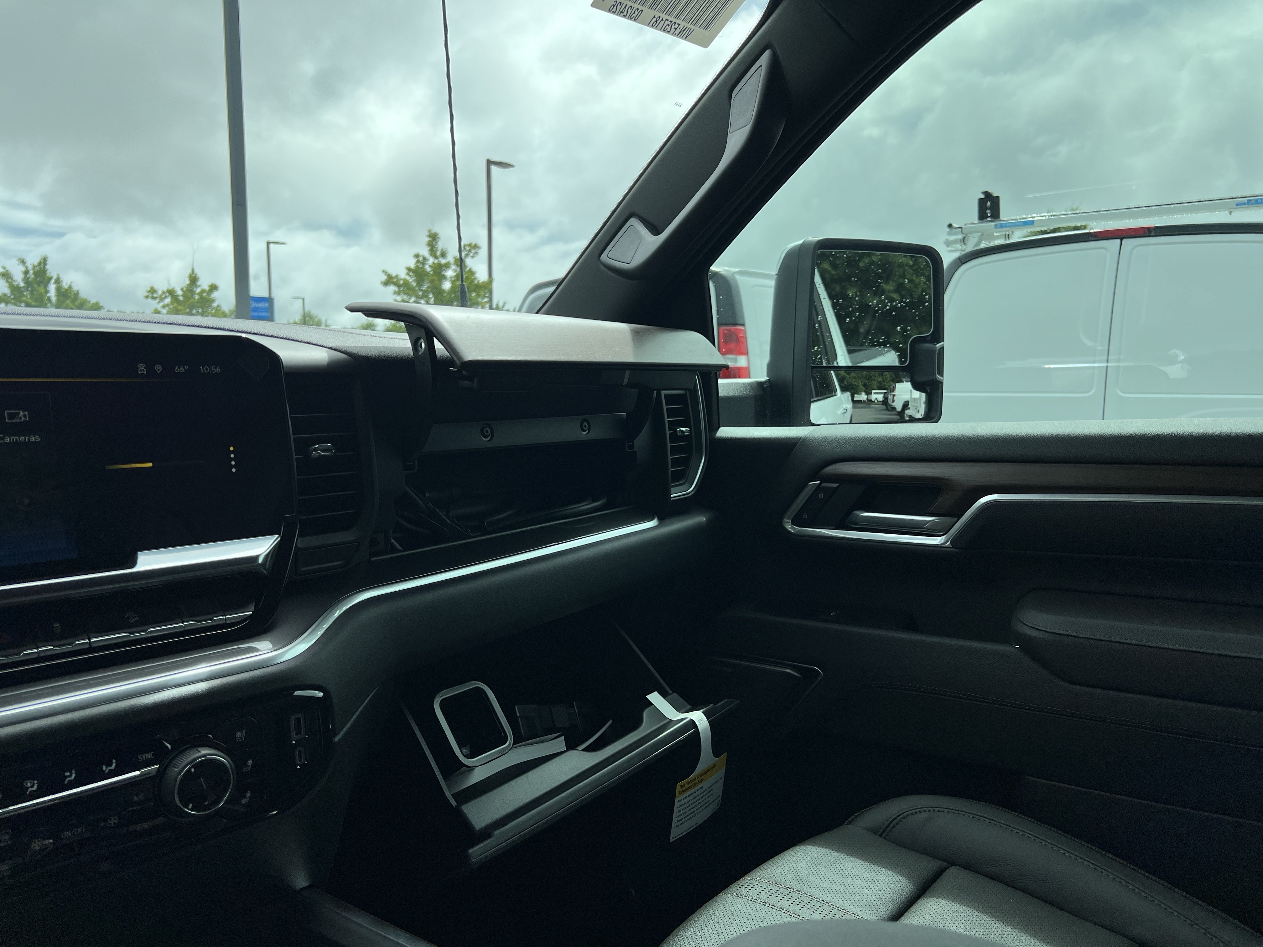 New 2026 Chevrolet Silverado 2500 High Country w/ High Country Premium Package AWD/4WD image 31