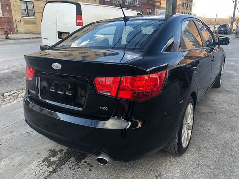 Used 2010 Kia Forte SX image 4